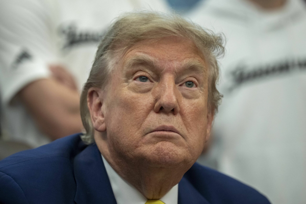 Instanța SUA îi permite lui Trump să păstreze controlul asupra Gărzii Naționale din California