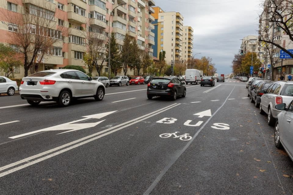 Contract semnat pentru 22 de autobuze electrice noi. Vor circula pe viitoarea bandă dedicată dintre Cluj-Napoca și Florești