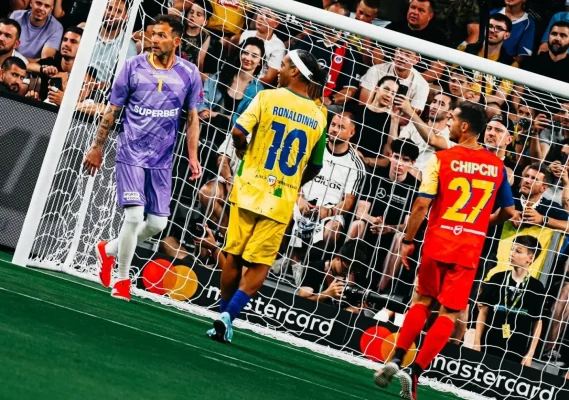Ronaldinho, după ce a fost prezent la Sports Festival: Mulţumesc, România, pentru primire şi afecţiune