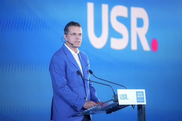 USR susține că decizia BEC care îi interzice să îl susțină public pe Nicușor Dan la prezidențiale este „un ABUZ grav”. „O vom contesta în instanță”