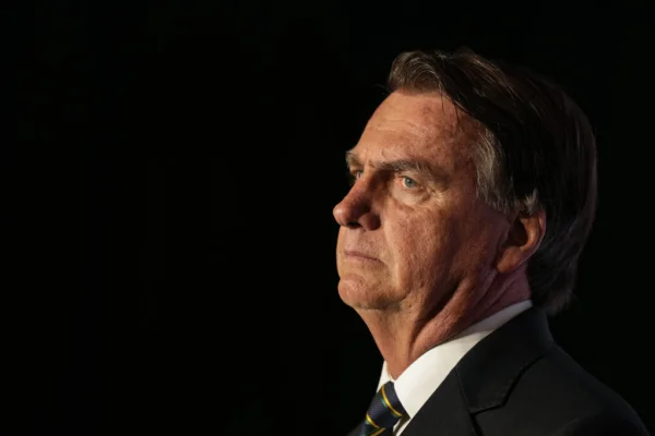 Fostul președinte brazilian, Jair Bolsonaro, este spitalizat