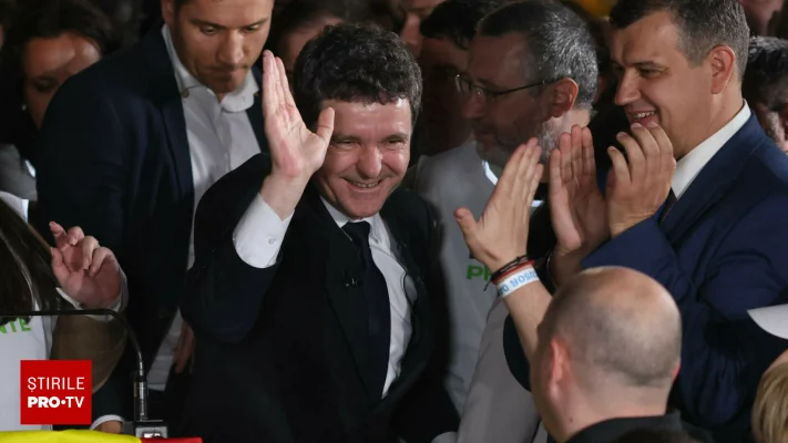 Șapte foști ambasadori ai SUA, mesaj pentru Nicușor Dan: „Românii au avut curajul să îi spună "nu" candidatului lui Putin”