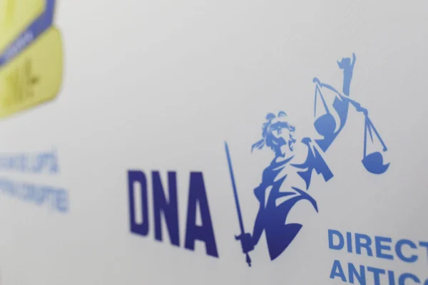 Percheziții DNA în București și județul Dâmbovița în legătură cu fapte de corupție comise de medici militari