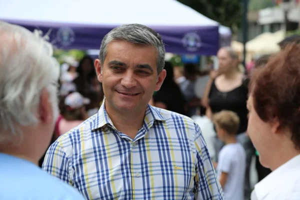 Vlad Oprea, primarul din Sinaia, a ajuns la urgențe din arest