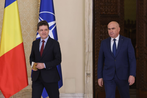 SURSE Guvernul Bolojan anunță miercuri sau joi pachetul de măsuri fiscale. Noi discuții despre creșterea TVA pentru a acoperi deficitul-record produs de guvernul Ciolacu