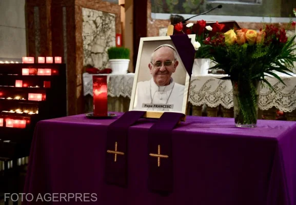 Zi de doliu național în România, sâmbătă, în memoria Papei Francisc. Ce presupune ziua de doliu național