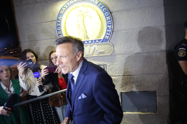 Fostul prim-adjunct SRI Florian Coldea a fost trimis în judecată de procurorii DNA