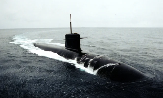 Marea Britanie își extinde flota de submarine nucleare