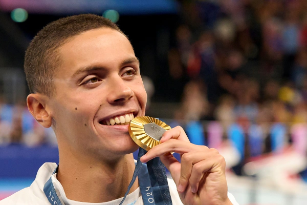 David Popovici, tot mai aproape de participarea la prima competiție oficială din 2025