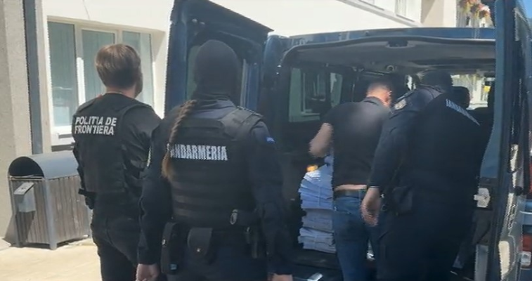 Acte false pentru ruşi, ucraineni şi moldoveni, în Suceava. Mecanism bine pus la punct, funcționari publici implicați