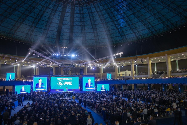 Congresul extraordinar al PNL se reuneşte sâmbătă pentru alegerea noii conduceri / Ilie Bolojan, singurul candidat pentru funcția de președinte al partidului