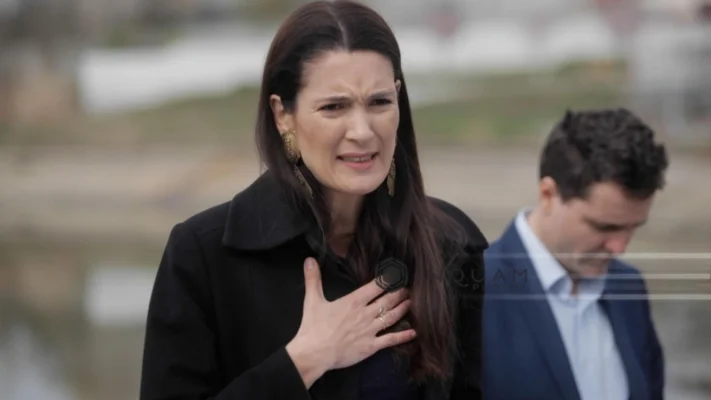 Clotilde Armand se agață de Nicușor Dan ca să ajungă la Primăria Generală. Tupeul incredibil al fostei primărițe penale de la S1