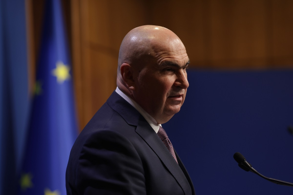 Ilie Bolojan, discuție telefonică cu premierul Ucrainei despre invazia rusă, consecințele economice ale războiului și drepturile românilor