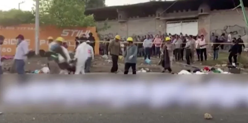 Cel puţin 21 de morţi în centrul Mexicului, într-un accident rutier între trei vehicule