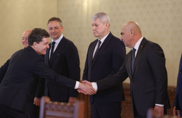 SURSE: Divergențe între Ilie Bolojan și Nicușor Dan pe tema creșterii TVA pentru a acoperi deficitul bugetar record provocat de guvernul Ciolacu