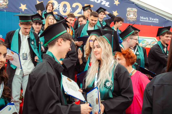 Elevii Mark Twain International School, printre primii 0,05% candidați din România, cu media 10 la Evaluarea Națională, și în top 6,5% la Bacalaureat, cu media maximă de 9,56