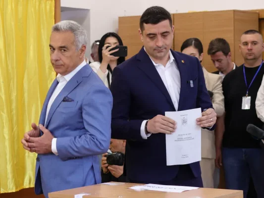 George Simion spune că în mandatul lui România intră în faliment. „Vom merge degeaba la bancomat”