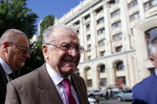 Iliescu, despre cum ar trebui să arate PSD: „Un partid politic nu e doar cel care are în rândul său exclusivi oameni de partid”