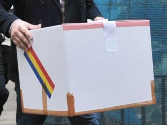 Cine poate solicita URNA MOBILĂ la alegerile prezidențiale 2025 și ce documente sunt necesare. Termenul limită pentru depunerea cererii