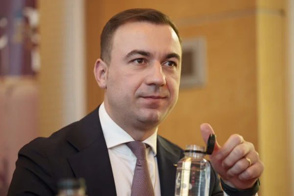 România își propune să devină un pol regional al industriei de apărare, spune Bogdan Ivan