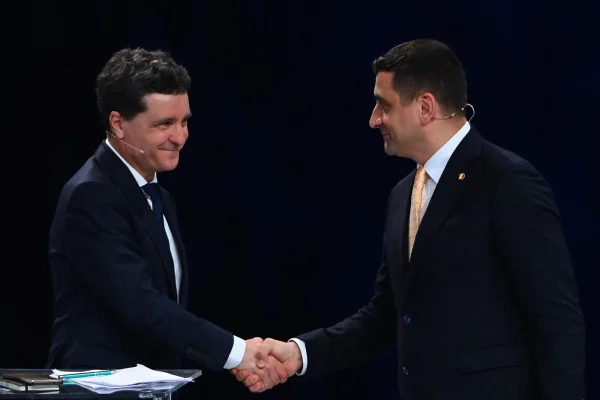 Dezbaterea finală George Simion – Nicușor Dan: TVR oferă candidaților trei date și formate flexibile