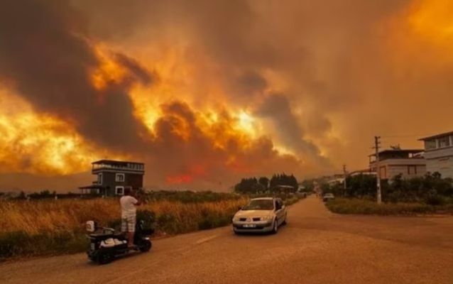 Turcia a arestat zece suspecţi după izbucnirea incendiilor de vegetaţie, anunţă ministrul de interne