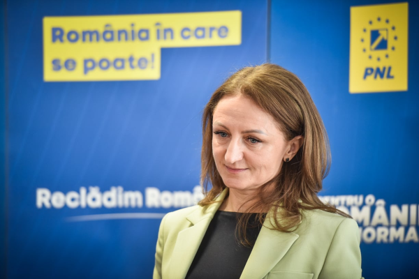 Turnul Sfatului: Președinta CJ Sibiu scrie în declarația de avere că soțul său lucrează în privat, când de fapt lucrează de trei ani într-o companie de stat