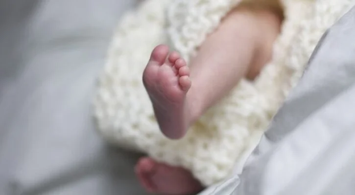 Numărul de nașteri anuale în Japonia scade pentru al 16-lea an consecutiv / Țara se confruntă cu o criză demografică majoră