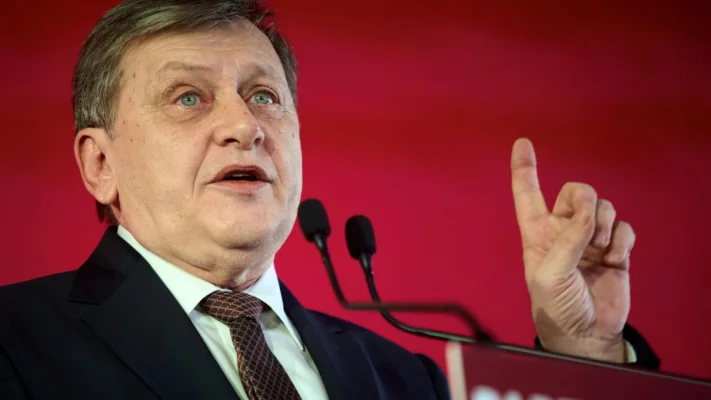 Crin Antonescu nu este de acord cu prioritățile de președinte ale lui Nicușor Dan: „Falia din societate, nu deficitul bugetar, ar trebui să fie prima grijă”