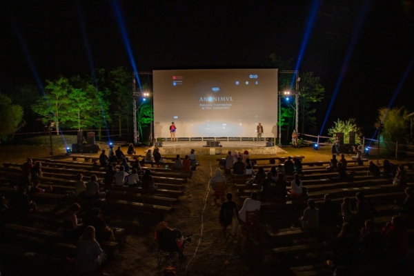 Începe Festivalul Internaţional de Film Independent ANONIMUL, în Delta Dunării / Programul cuprinde o competiţie de lungmetraj, două de scurtmetraje – româneşti şi internaţionale, dar şi proiecţii de film în afara competiţiilor