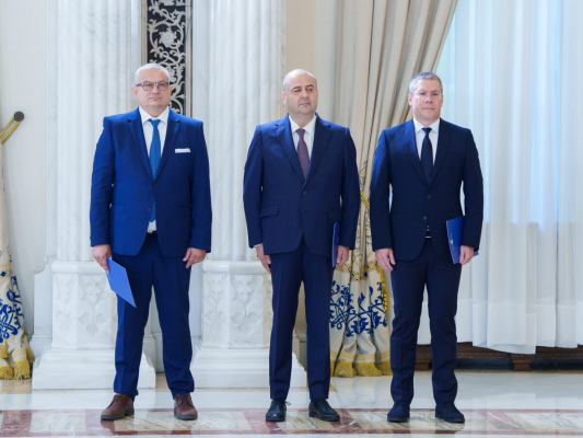 Ii e rusine PSD-ului cu Busuioc? Grindeanu, absenta stridenta de la ceremonia de la Cotroceni cu cei trei judecatori PSD