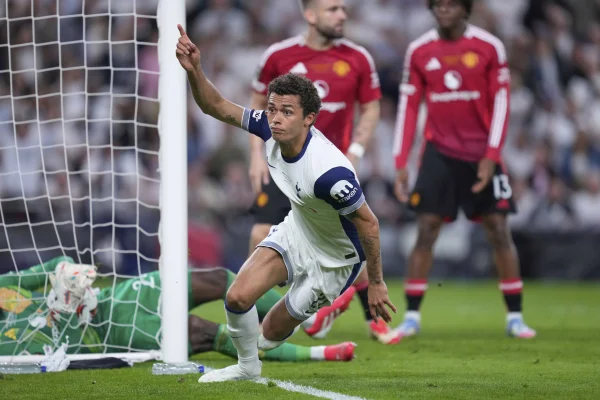 Finala Europa League: Tottenham - Manchester United 1-0. Primul trofeu european pentru Spurs în 41 de ani