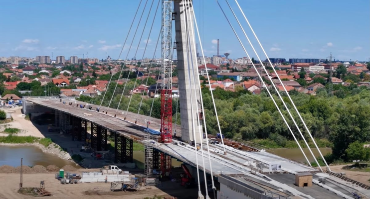 Deschiderea noului pod peste Mureș, amânată din motive tehnice / Primar: „Îmi pare rău că nu-l putem deschide acum, dar nu-l construim pentru câțiva ani, ci pentru cel puțin 100„