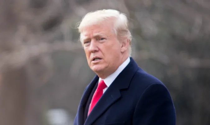 Donald Trump, decizie fără precedent. Interdicții de călătorie pentru cetățenii din 12 țări
