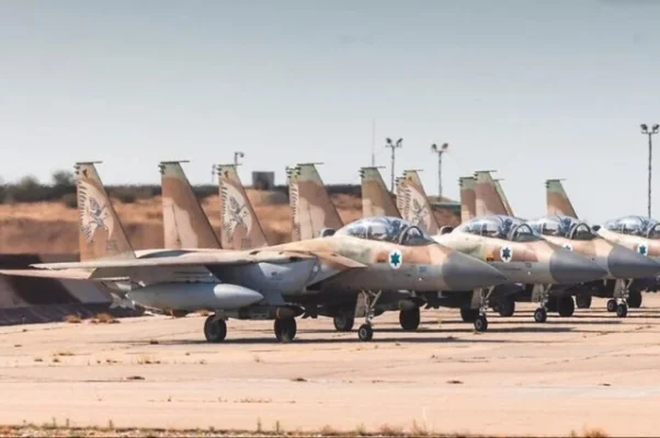 UPDATE - Israelul a lansat un atac major asupra Iranului. Operaţiunea „Rising Lion” vizează programul nuclear al Iranului şi va dura mai multe zile. Şeful Gardienilor Revoluţiei a fost omorât / 100 de drone lansate de Iran asupra Israelului