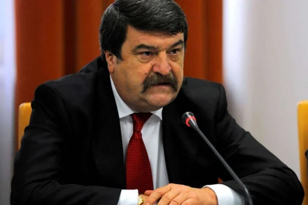 Mai multe organizații neguvernamentale și experți electorali au solicitat demisia președintelui AEP, Toni Greblă