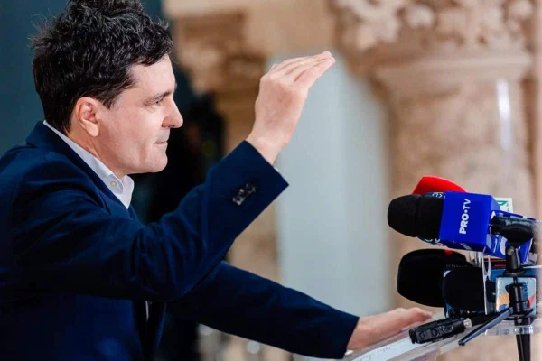 Autoritatea Electorală Permanentă a sesizat DNA în legătură cu campania lui Nicușor Dan