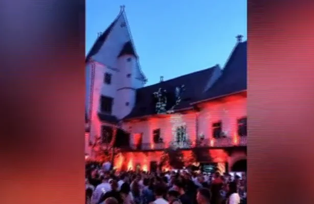 Corpul de Control al Ministerului Culturii, la Muzeul Brukenthal, unde fraţii Tate au organizat o petrecere