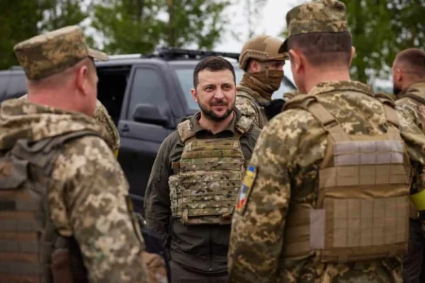Semnele primei crize care amenință Casa Albă. De ce l-a făcut Trump „dictator” pe Zelenski | Universul.net