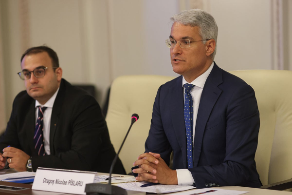 Ministrul Fondurilor Europene anunță că a sesizat autoritățile pentru „amenințare cu moartea” / Dragoș Pîslaru spune că dă în judecată și Realitatea.net pentru „prima salvă de denigrări”