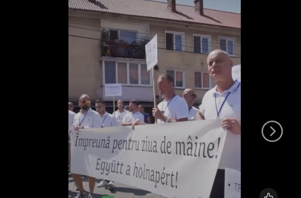 VIDEO Locuitorii din Praid, protestat față de situația generată de inundarea salinei / UDMR: Este datoria noastră să punem presiune pe stat / Petiția localnicilor va fi trimisă tuturor instituțiilor statului