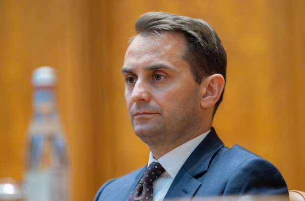 Șeful cancelariei lui Bolojan, apartament de 4 camere de la RAAPPS. Mihai Jurca: „Dacă acesta este imobilul pus la dispoziție, eu l-am luat”