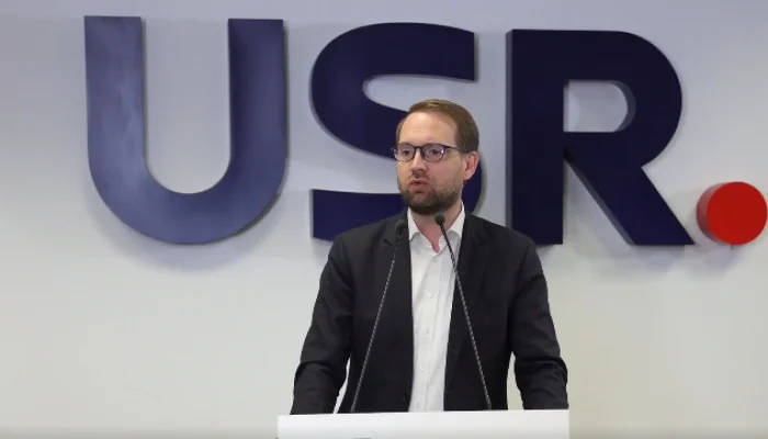 Dominic Fritz vrea să fie șef cu normă întreagă. Strategia prin care vrea să transforme USR în principalul partid din România