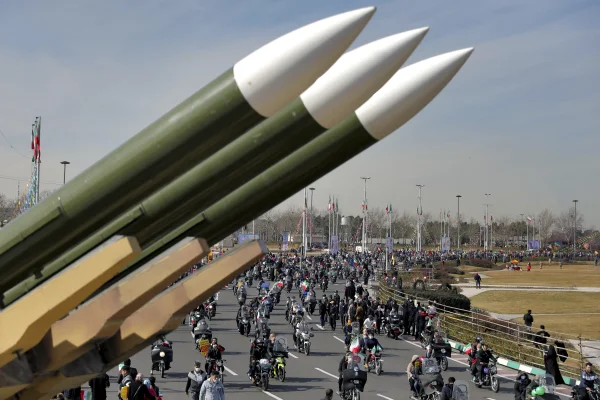 Franța avertizează: În caz de eșec al negocierilor nucleare cu Iranul, o confruntare militară ar fi aproape inevitabilă