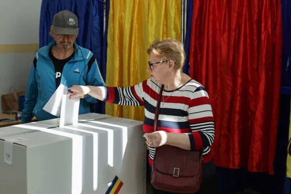 Un oficial american laudă procesul electoral din România: „Nu doar că a respectat, ci în multe privințe a depășit standardele democratice internaționale”
