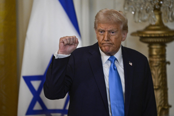 Trump amână decizia privind implicarea SUA în conflictul dintre Israel și Iran: Oferă două săptămâni pentru diplomație