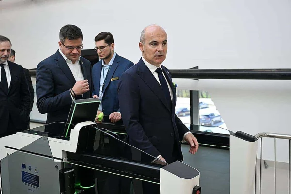 Noul terminal al Aeroportului Iaşi – Rareş Bogdan: ”S-au luat 82 milioane de euro pentru a dezvolta cel mai modern terminal din România”