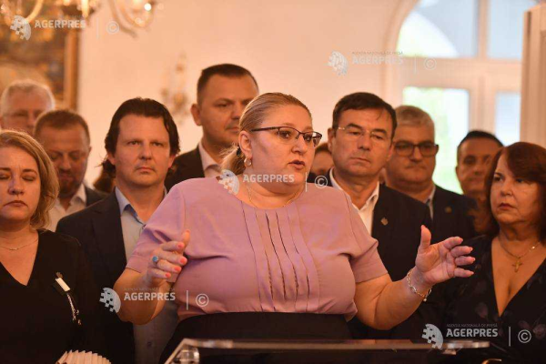 Diana Șoșoacă: Senatorii care au fost excluși din partid nu mai pot ocupa funcții în Parlament