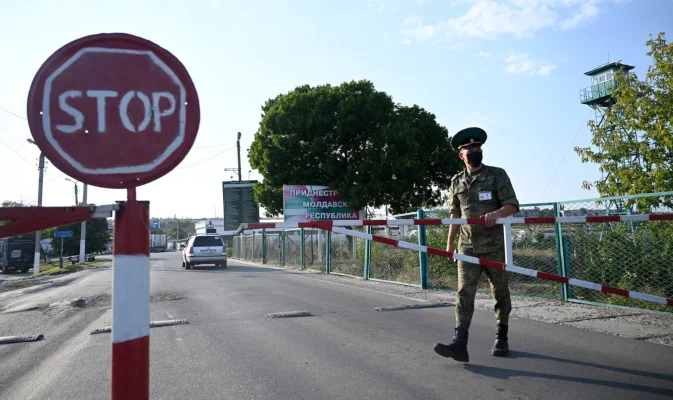 Activități militare ale Tiraspolului în colaborare cu trupele ruse / Chișinăul denunță „o sfidare flagrantă” și cere încetarea imediată a oricăror acțiuni cu caracter militar