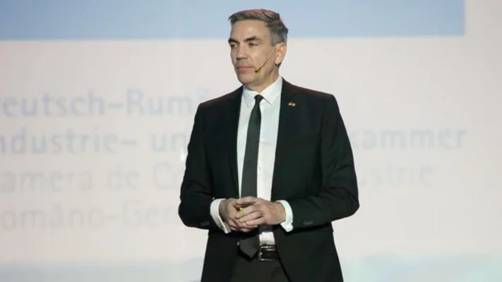Dragoș Anastasiu, numit de Ilie Bolojan consilier onorific pentru relația cu mediul de afaceri